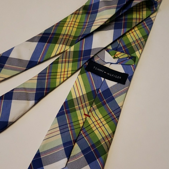 Tommy Hilfiger Men's Tie - Picture 2 of 3
